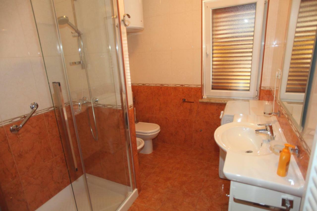 Sucic Apartment